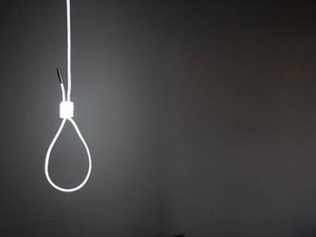 lamp-neon-hanging-disturbing